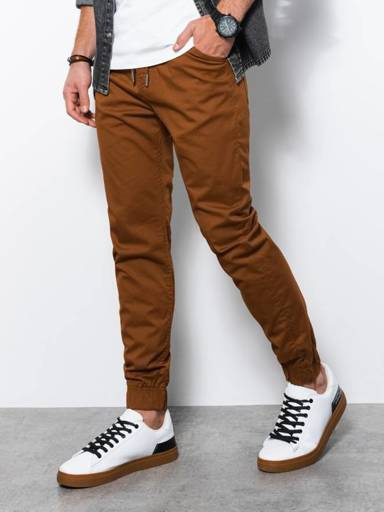 brown jogger pants outfit