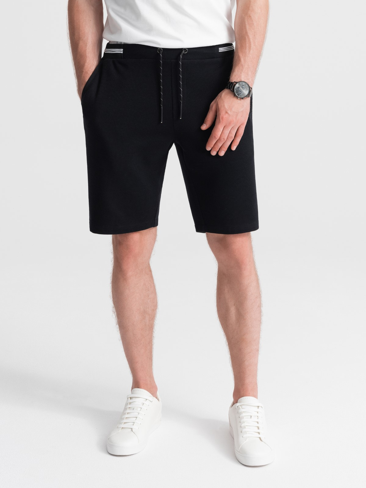 Mens denim shorts shop with elastic waistband