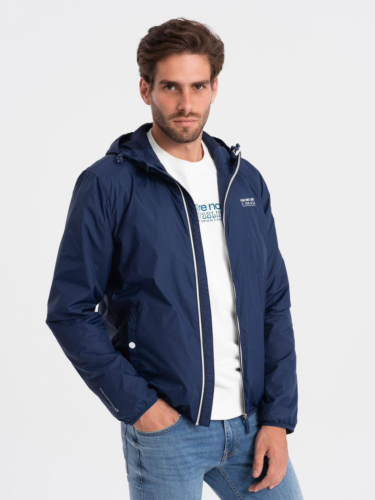 Men's windbreaker jacket with hood and contrasting details - navy blue V6  OM-JANP-0110