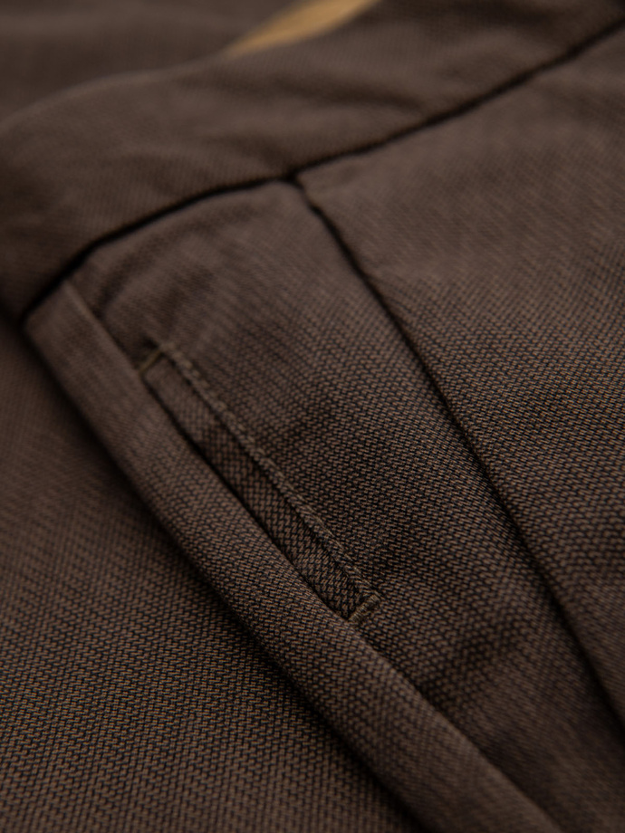 Pánské chino kalhoty REGULAR FIT s jemnou strukturou - hnědé V3 OM-PACP-0184