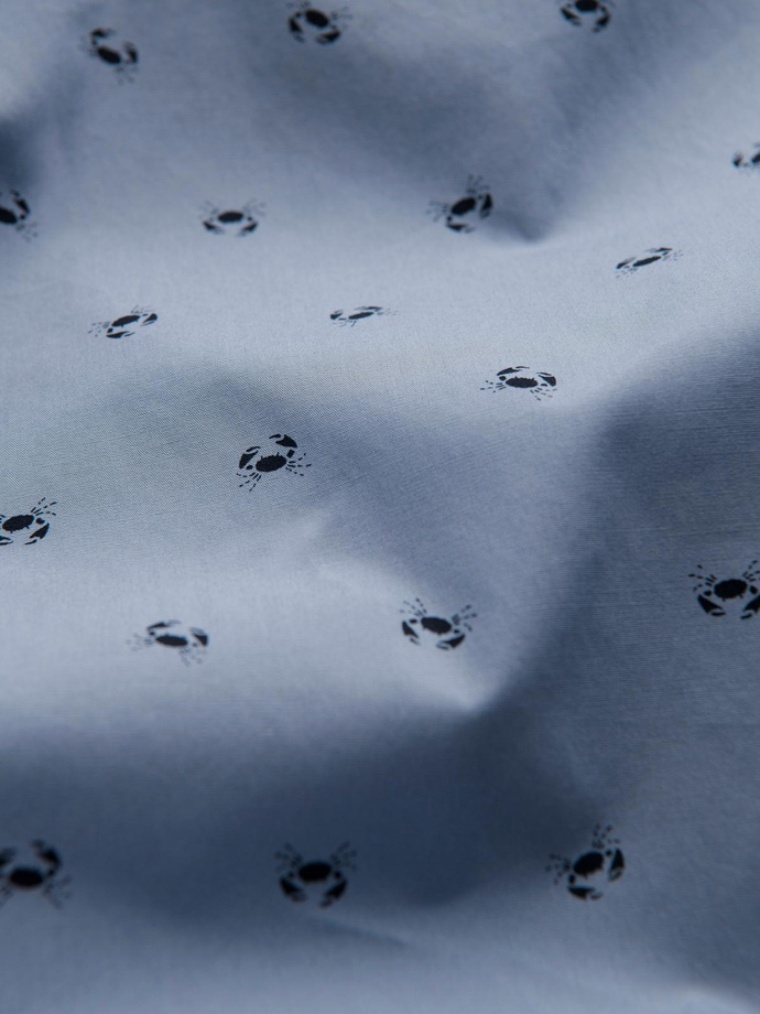 Pánská klasická bavlněná košile SLIM FIT s kraby - světle modrá V6 OM-SHCS-0156