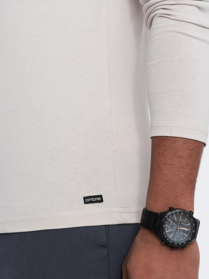 Manșon lung pentru bărbați cu nasturi la decolteu - bej deschis V6 OM-LSCL-0107