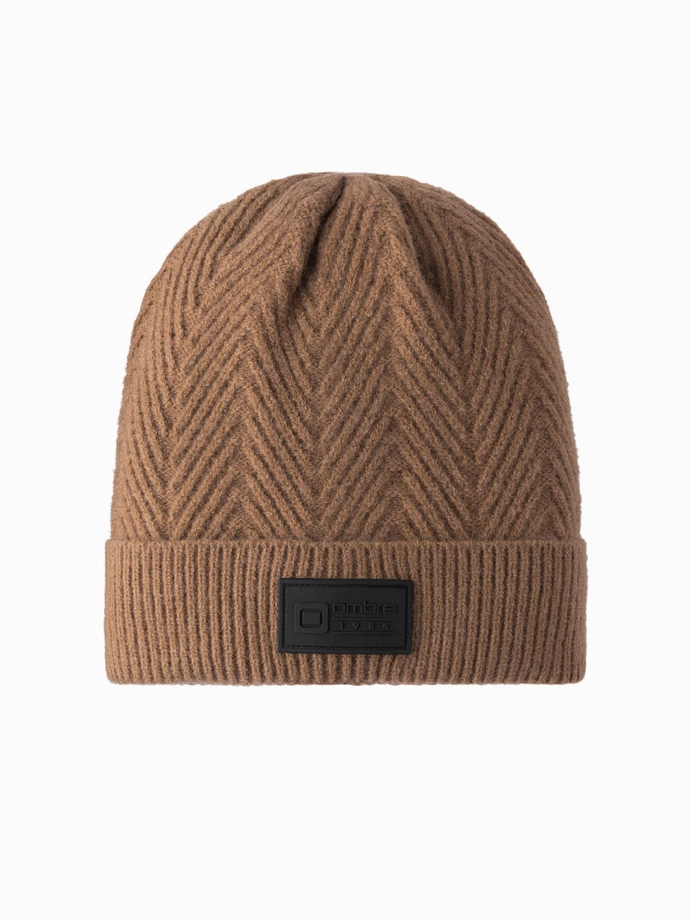 Pánská pletená čepice s nášivkou - světle hnědá V4 OM-ACWH-0122