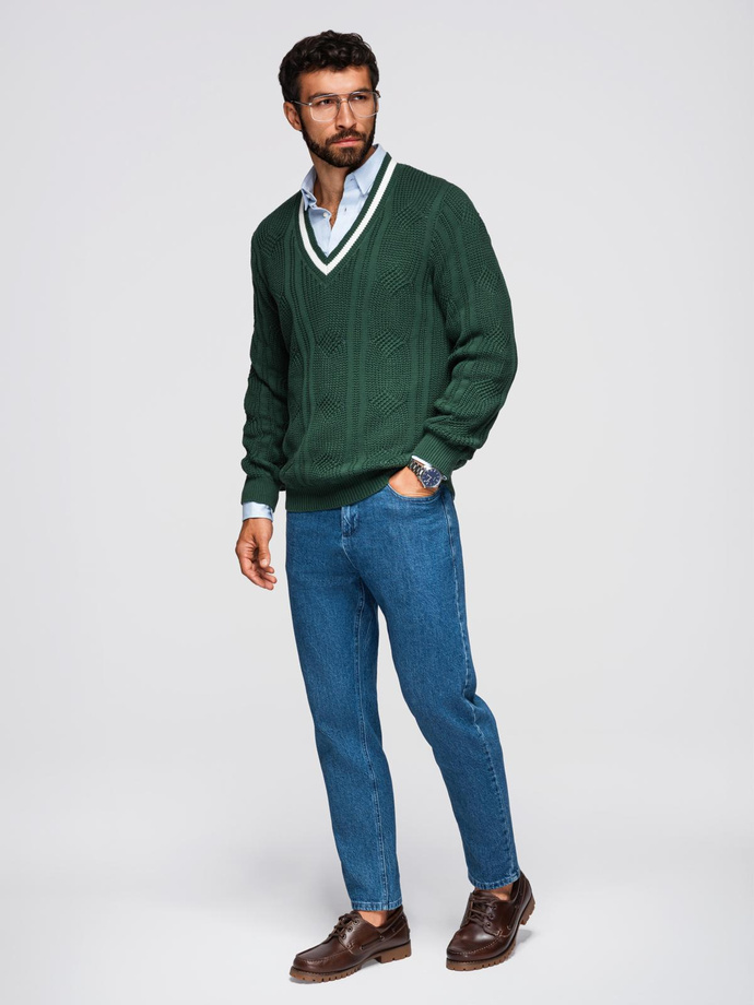 Pulover bărbătesc în carouri cu decolteu rotund - verde V3 OM-SWSW-0151