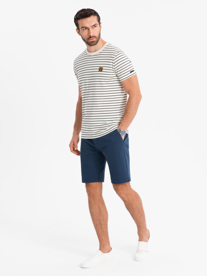 Vyriški SLIM FIT šortai iš struktūrinio trikotažo - tamsiai mėlyni V1 OM-SRCS-0169