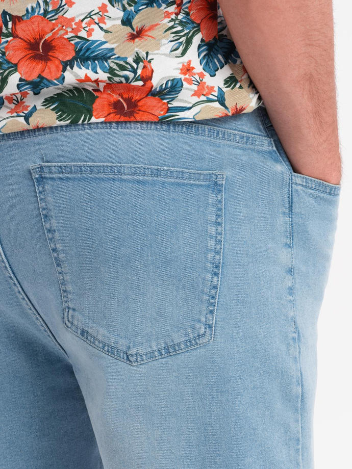 Vyriški šortai su elastine juosta ir skalbimo efektu - šviesiai mėlyni V1 OM-SRDS-0192