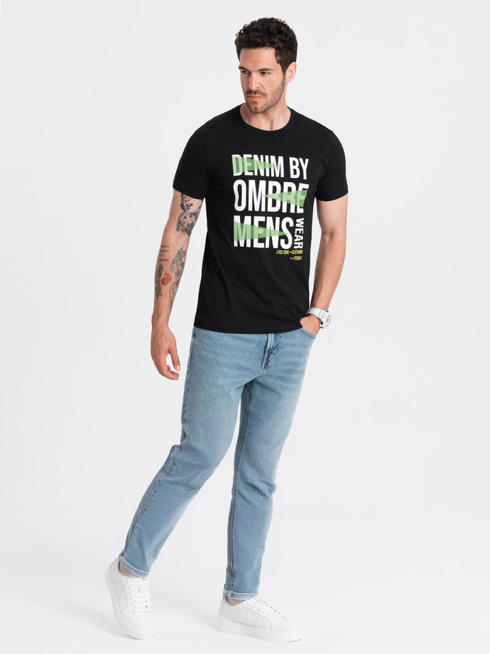 Pánske bavlnené tričko s veľkým nápisom - čierne V2 OM-TSPT-0193