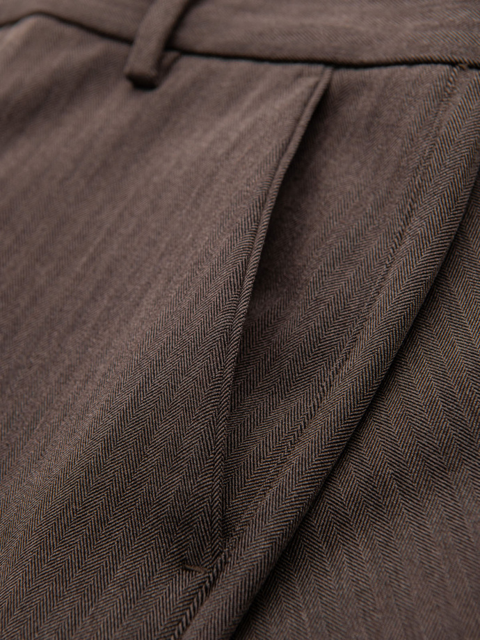 Pánské chino kalhoty s elastickým pasem SLIM FIT - čokoládové V2 OM-PACP-0158