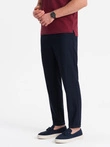 Pánske chino nohavice s elastickým pásom SLIM FIT - tmavomodré V3 OM-PACP-0157