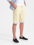 Men's chinos shorts with contrasting turn-up - yellow V7 W421