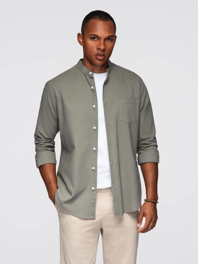Pánska ľanová košeľa so stojačikom a vreckom REGULAR FIT - khaki V6 OM-SHCS-0161