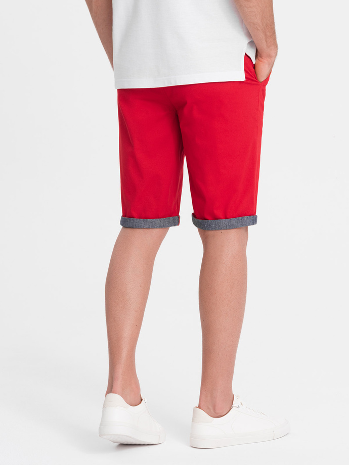 Men's chinos shorts with contrasting turn-up - red V1 W421