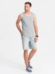 "Summer Vibe" medvilninis vyriškas marškinėlis su spauda - pilkas melanžas V3 OM-TSTT-0191