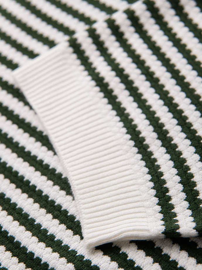 Pánská pletená polokošile bez knoflíků v námořnických pruzích - bílá a olivově zelená V3 OM-POSS-0161