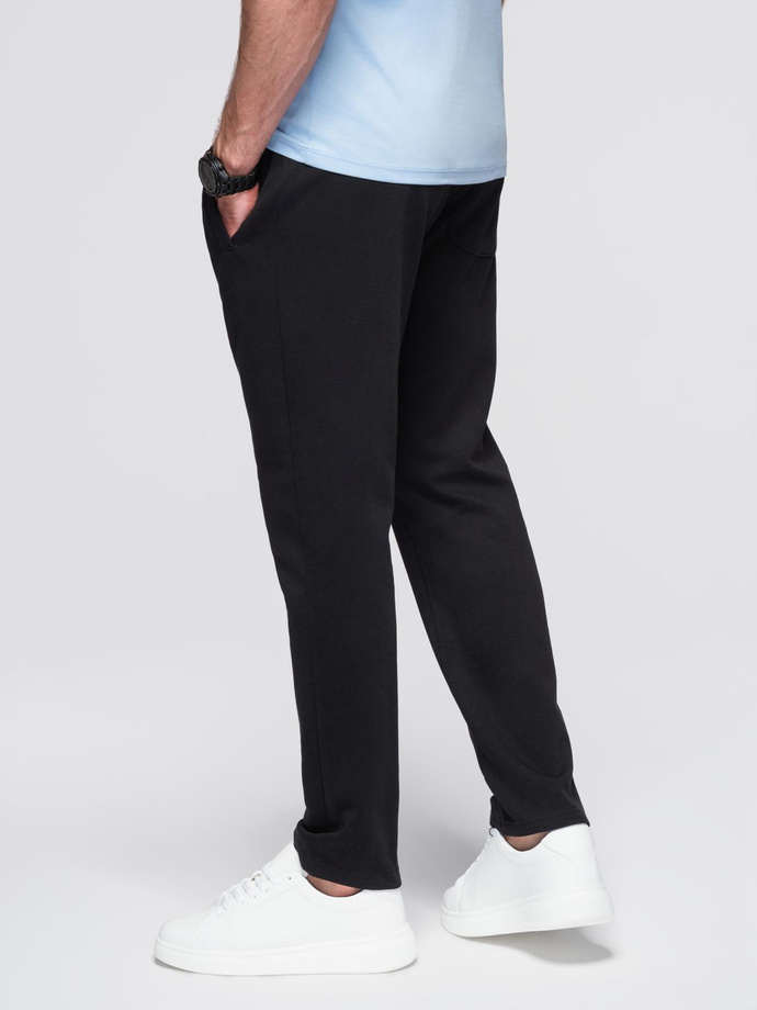 Vyriškos sportinės kelnės be pamušalo - juodos V5 OM-PABS-0206