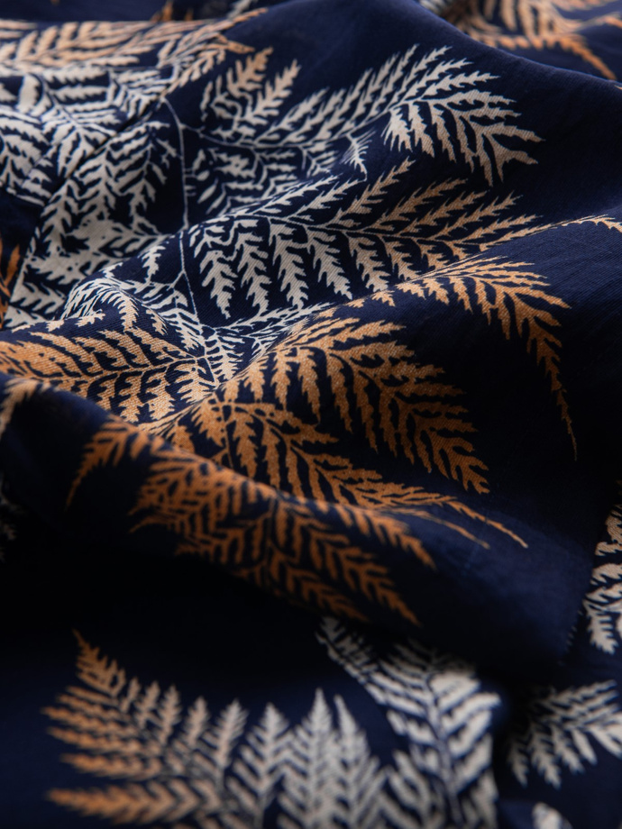 Men's patterned viscose shirt with short sleeves - fern V3 OM-SHPS-0113