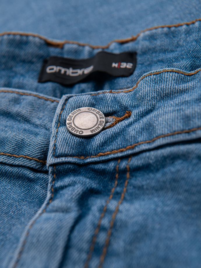 Pantaloni bărbătești REGULAR FIT din denim cu frecare - albastru deschis V1 OM-PADP-0254