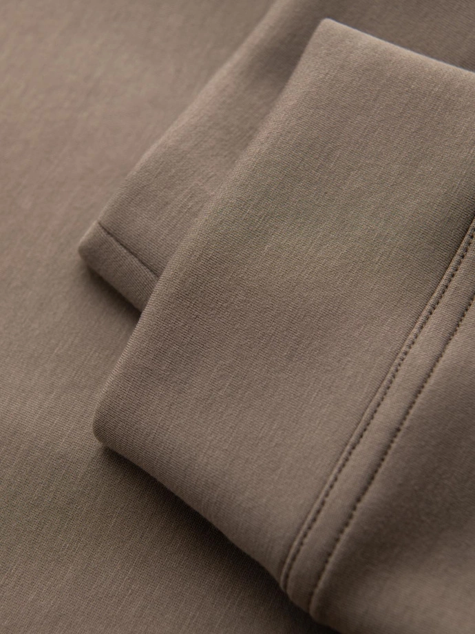 Pantaloni de trening pentru bărbați cu picioare canelate și imprimeu cauciucat - cenușă V3 OM-PASK-0223