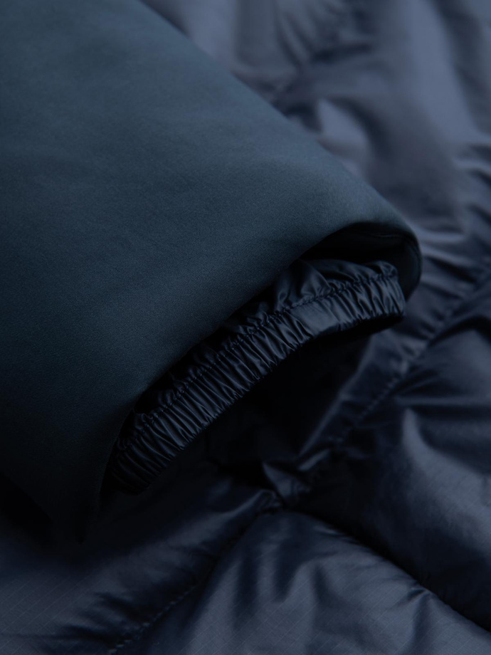 Men's quilted long jacket with large pockets - navy blue V4 OM-JALJ-0165