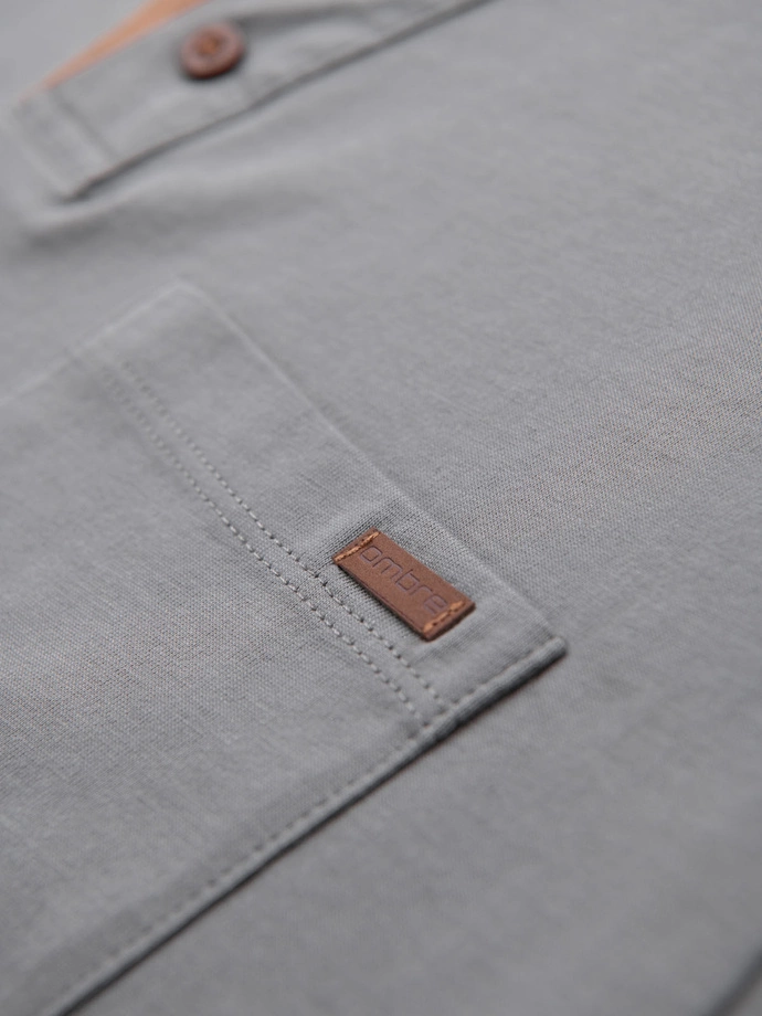 Vyriški marškinėliai su sagomis prie kaklo ir zomšos apvadu - pilki V3 OM-TSCT-0206