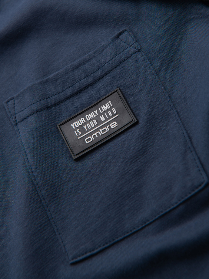 Pánske tričko na voľný čas s vreckom - tmavomodré V10 OM-TSCT-0109