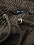 Pantaloni jogger pentru bărbați cu buzunare cargo și imprimeu - verde măslin închis V5 OM-PAJO-0200