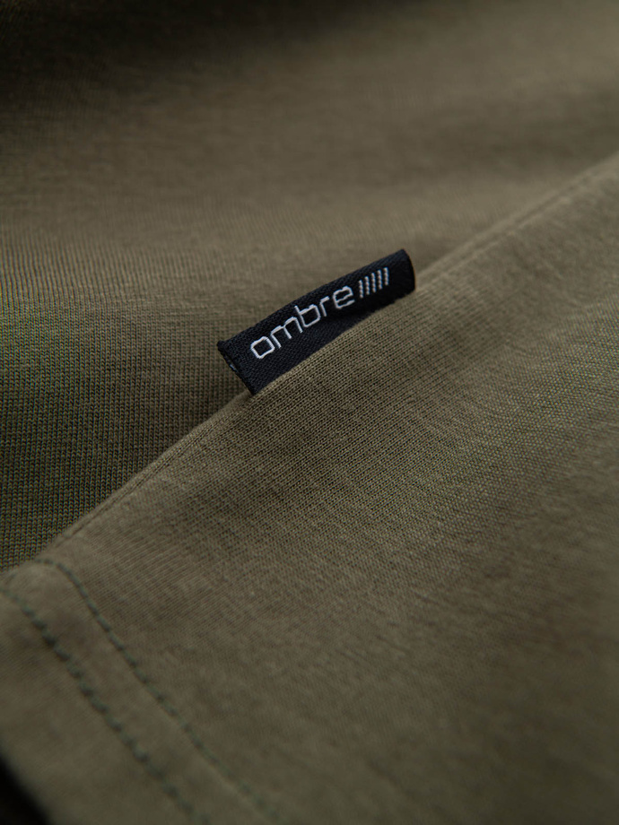 Pánské klasické bavlněné tričko BASIC s výstřihem do V - tmavě olivová V6 OM-TSBS-0145