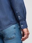 Men's patterned thin denim shirt with pocket - blue V2 OM-SHDS-0179