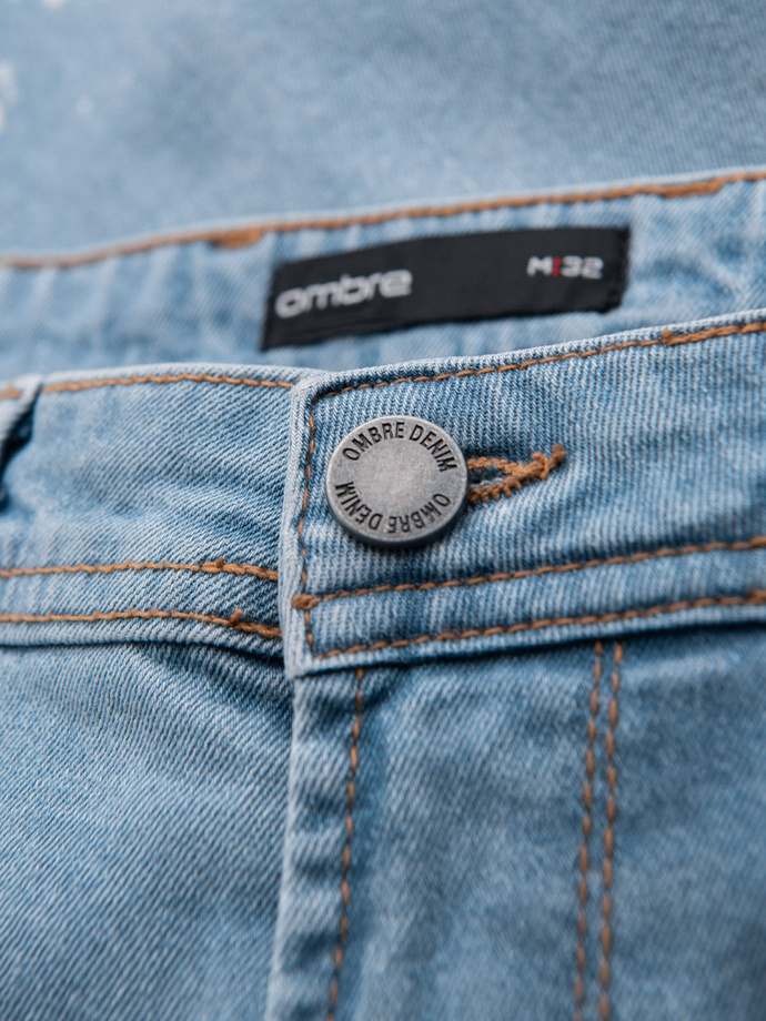 Vyriški džinsiniai trumpi šortai su įplėšimais ir susuktomis kojomis - šviesiai mėlyni V1 OM-SRDS-0186