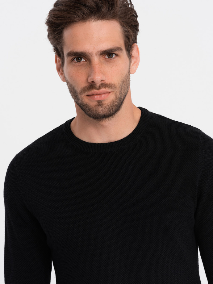 Men's textured sweater with half round neckline - black V4 OM-SWSW-0104