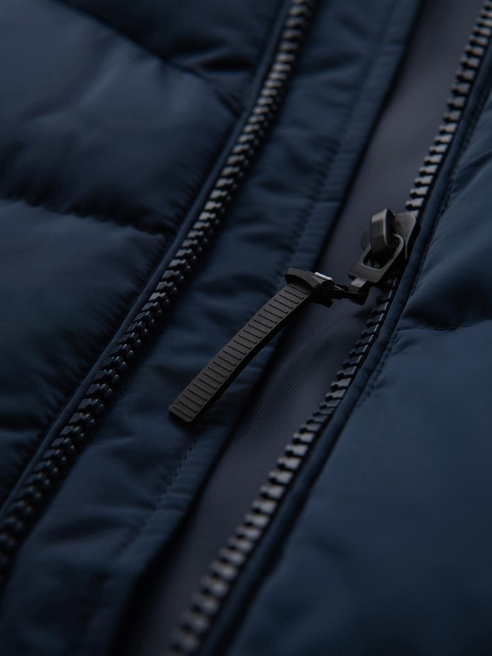 Vyriška striukė su asimetrišku dygsniavimu ir gobtuvu - tamsiai mėlyna V4 OM-JAHP-0304