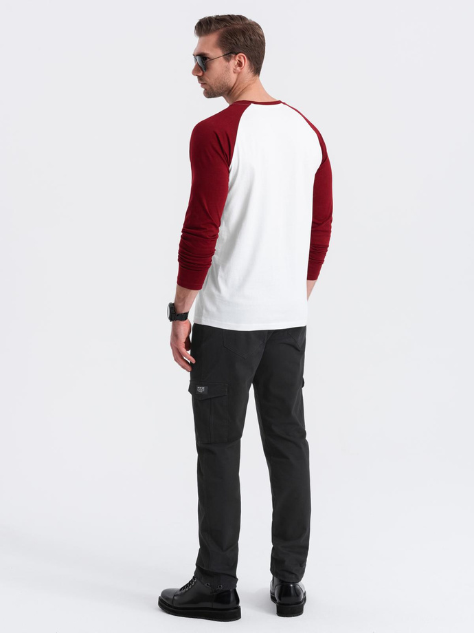 Pantaloni pentru bărbați cu buzunare cargo și tiv la picior - negru V5 OM-PACG-0189