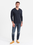 Pánske tričko bez potlače s dlhým rukávom a výstrihom do V - tmavomodré V5 OM-LSBL-0108