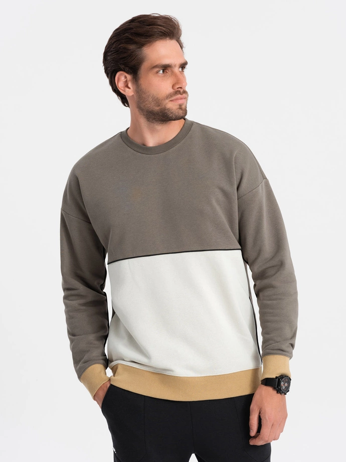 Men's OVERSIZE sweatshirt with contrasting color combination - khaki V7 OM-SSNZ-0130