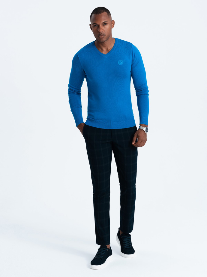 Elegant men's sweater with a v-neck - blue V19 OM-SWBS-0107