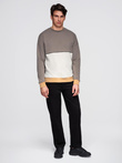 Men's OVERSIZE sweatshirt with contrasting color combination - khaki V7 OM-SSNZ-0130