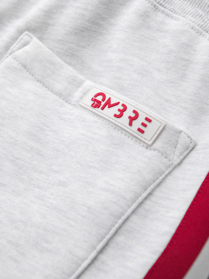 Pánské teplákové šortky s lemováním a žebrovaným pasem - šedý melír V1 OM-SRSK-0156