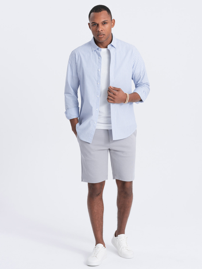 Pánske štruktúrované pletené šortky SLIM FIT - svetlosivé V4 OM-SRCS-0126