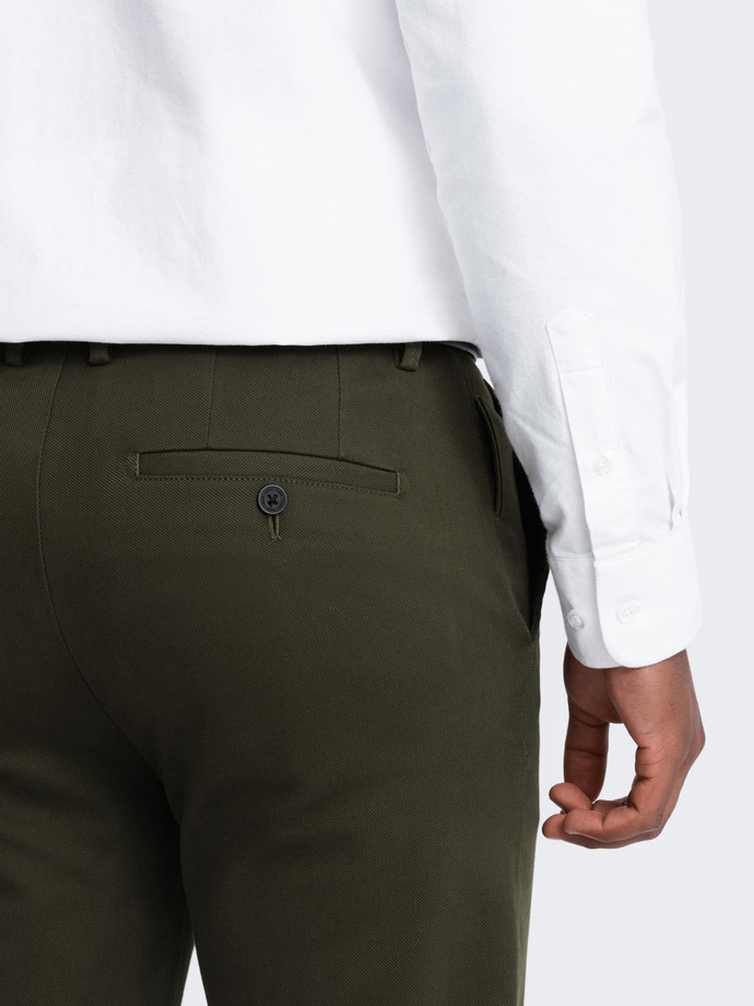 Pánske chino nohavice SLIM FIT s jemnou štruktúrou - tmavo olivovo zelené V4 OM-PACP-0190