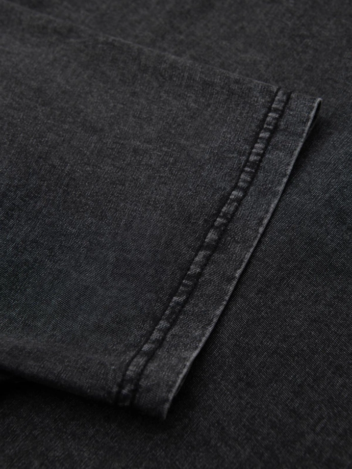 Pánske tričko s pracím efektom a gombíkmi pri výstrihu - čierne V1 OM-TSWT-0150