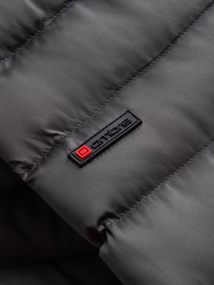 Lengvai apšiltinta vyriška dygsniuota striukė su satino apdaila - grafito spalvos V14 OM-JALP-0180