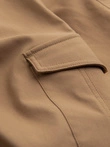 Pantaloni bărbătești REGULAR din stofă cu buzunare cargo - maro deschis V4 OM-PACG-0178