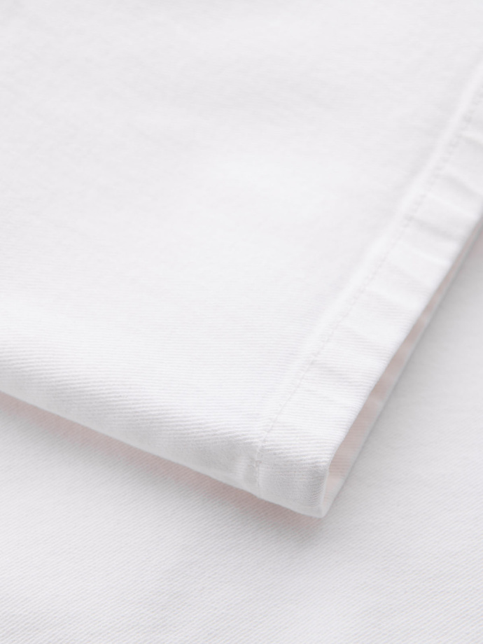 Vyriški klasikinio kirpimo džinsiniai šortai - balti V1 OM-SRDS-0171