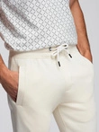Pantaloni de trening pentru bărbați cu picior neacoperit - crem V11 OM-PABS-0206