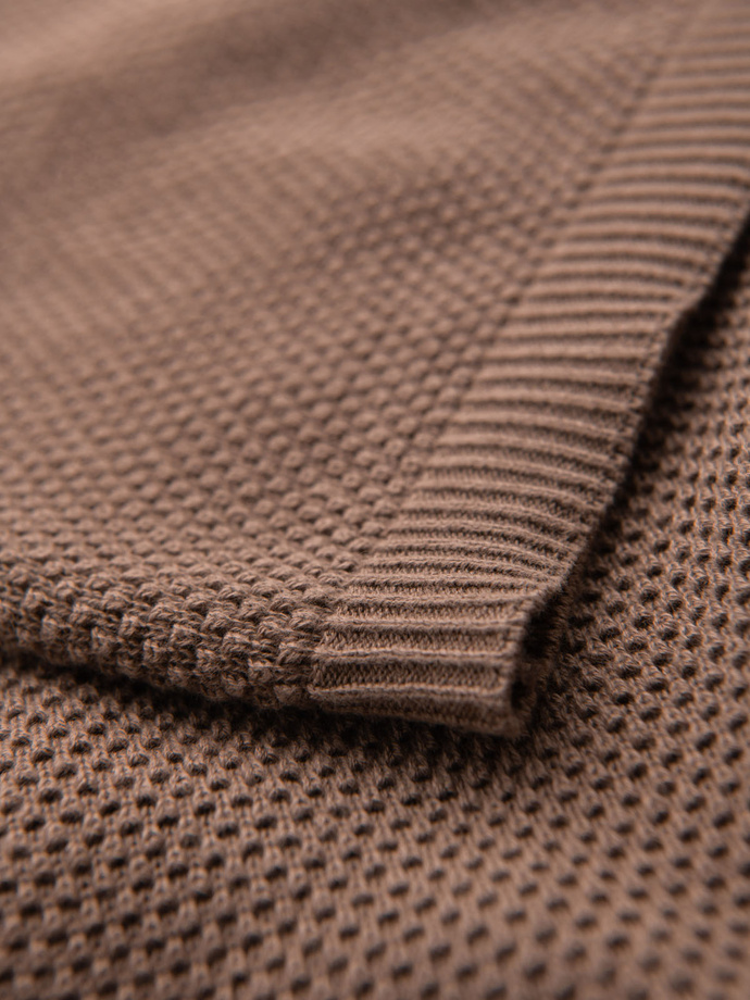 Vyriški trikotažiniai marškiniai su švelnia tekstūra - šviesiai rudi V2 OM-TSCT-0244