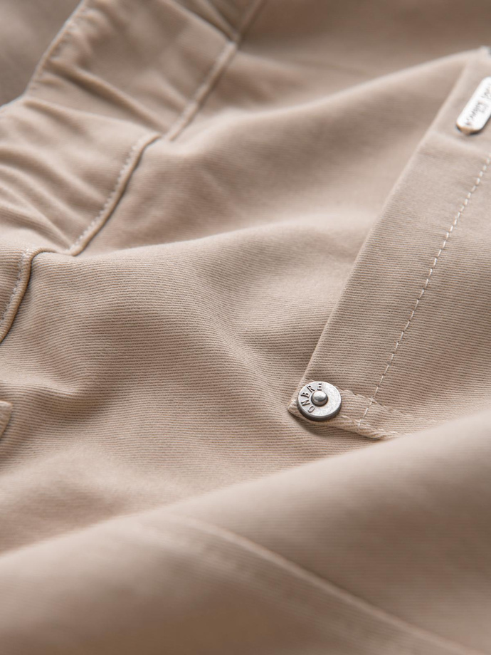 Vyriškos krovininės kelnės STRAIGHT LEG su dryžuotomis kišenėmis - smėlio spalvos V2 OM-PACG-0197