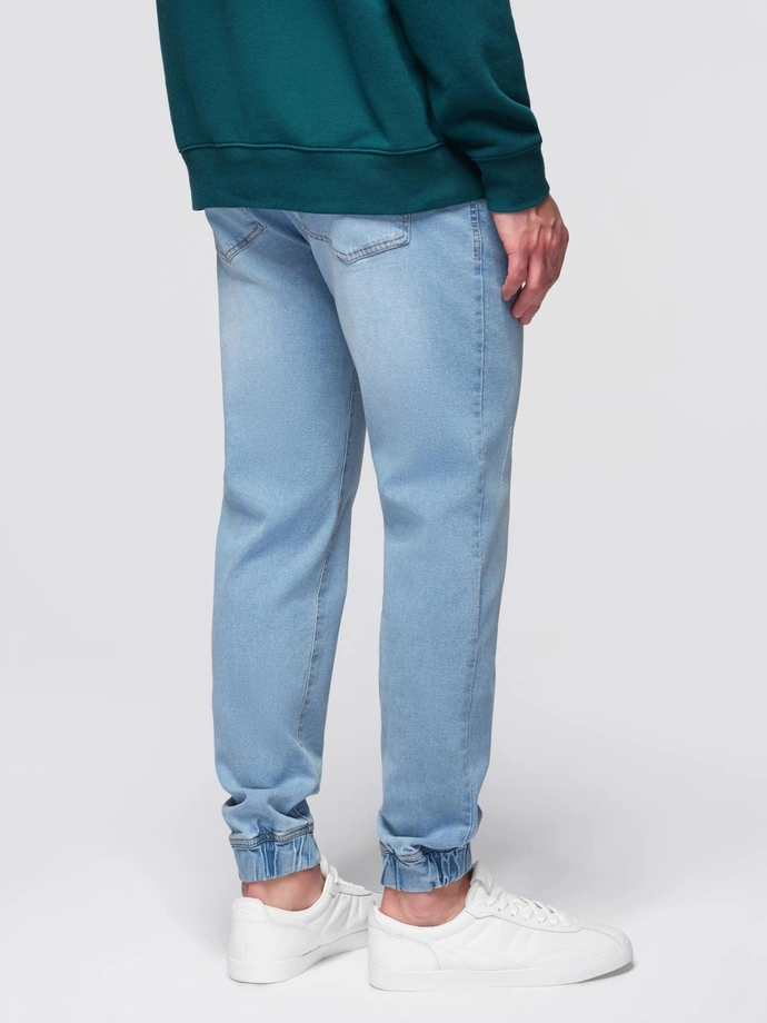 Pantaloni bărbătești JOGGERY din denim cu evazare clasică - albastru deschis V1 OM-PADJ-0265