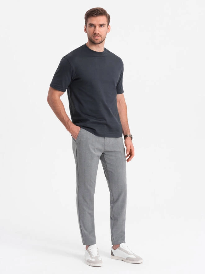 Men's classic cut pants in a delicate check - grey V3 OM-PACP-0187