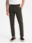 Pánske chino nohavice REGULAR FIT s jemnou štruktúrou - tmavozelené V4 OM-PACP-0184