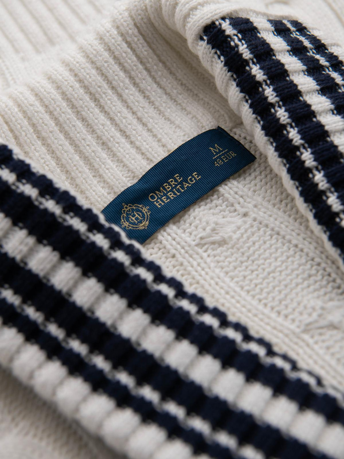 Pánsky sveter so šálovým golierom v preppy štýle - biely V1 OM-SWCD-0152